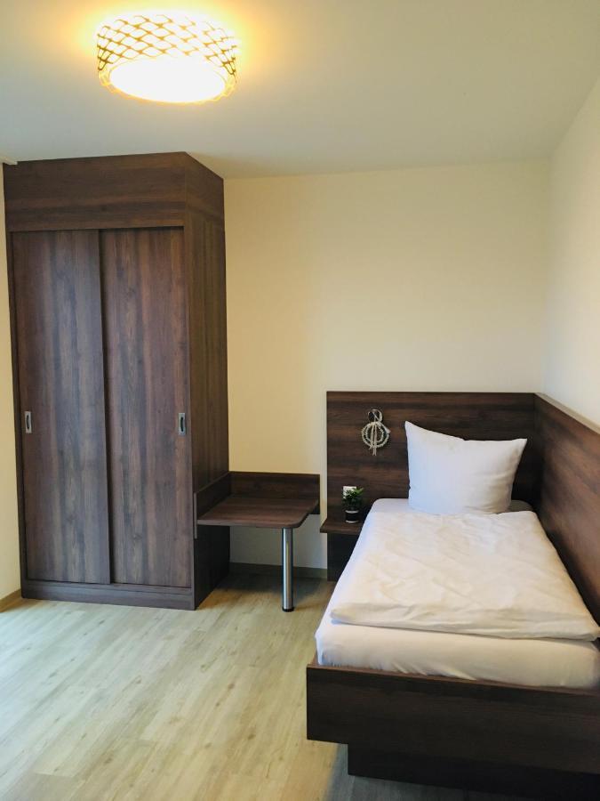 Pension Seecafe Zarrentin am Schaalsee Exterior photo